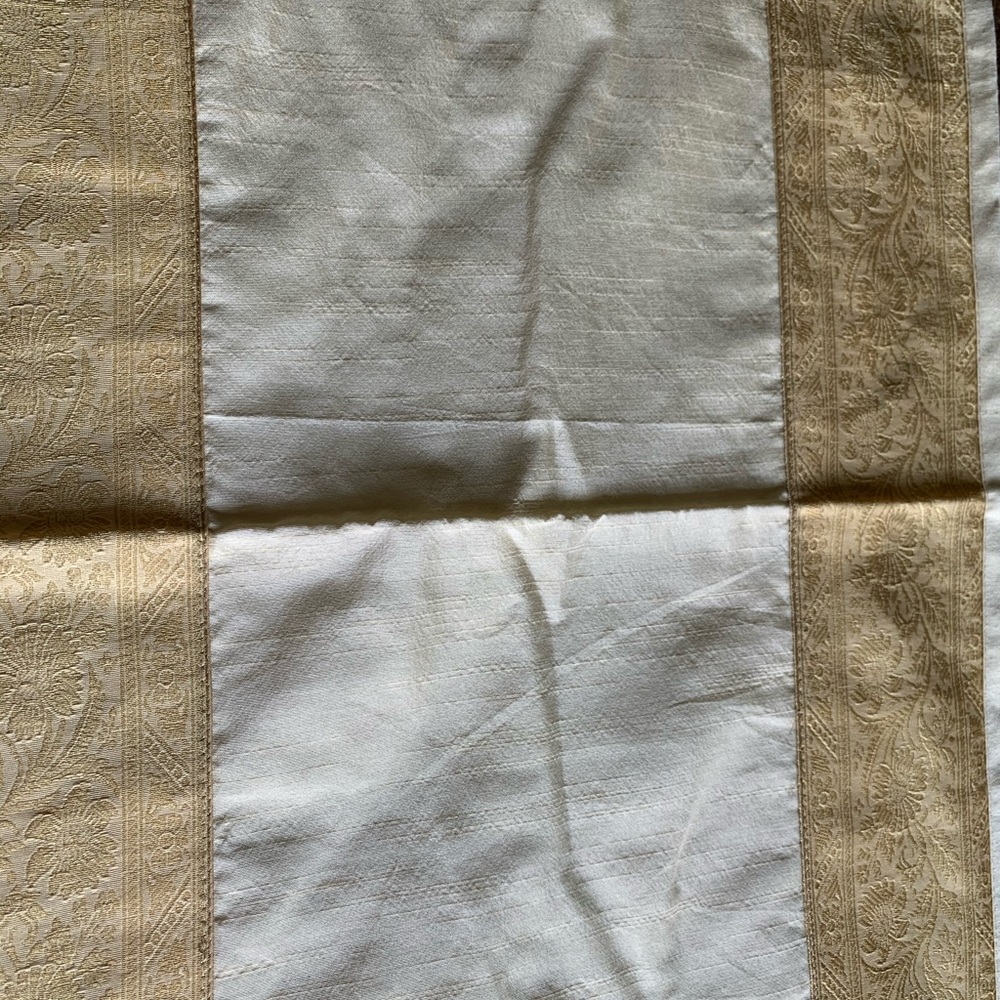 Table runner